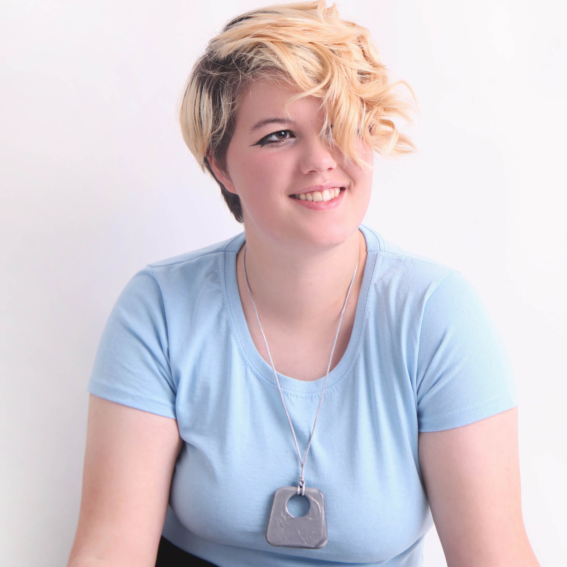 Jazz Pendant Sensory Chew - Silver image 1