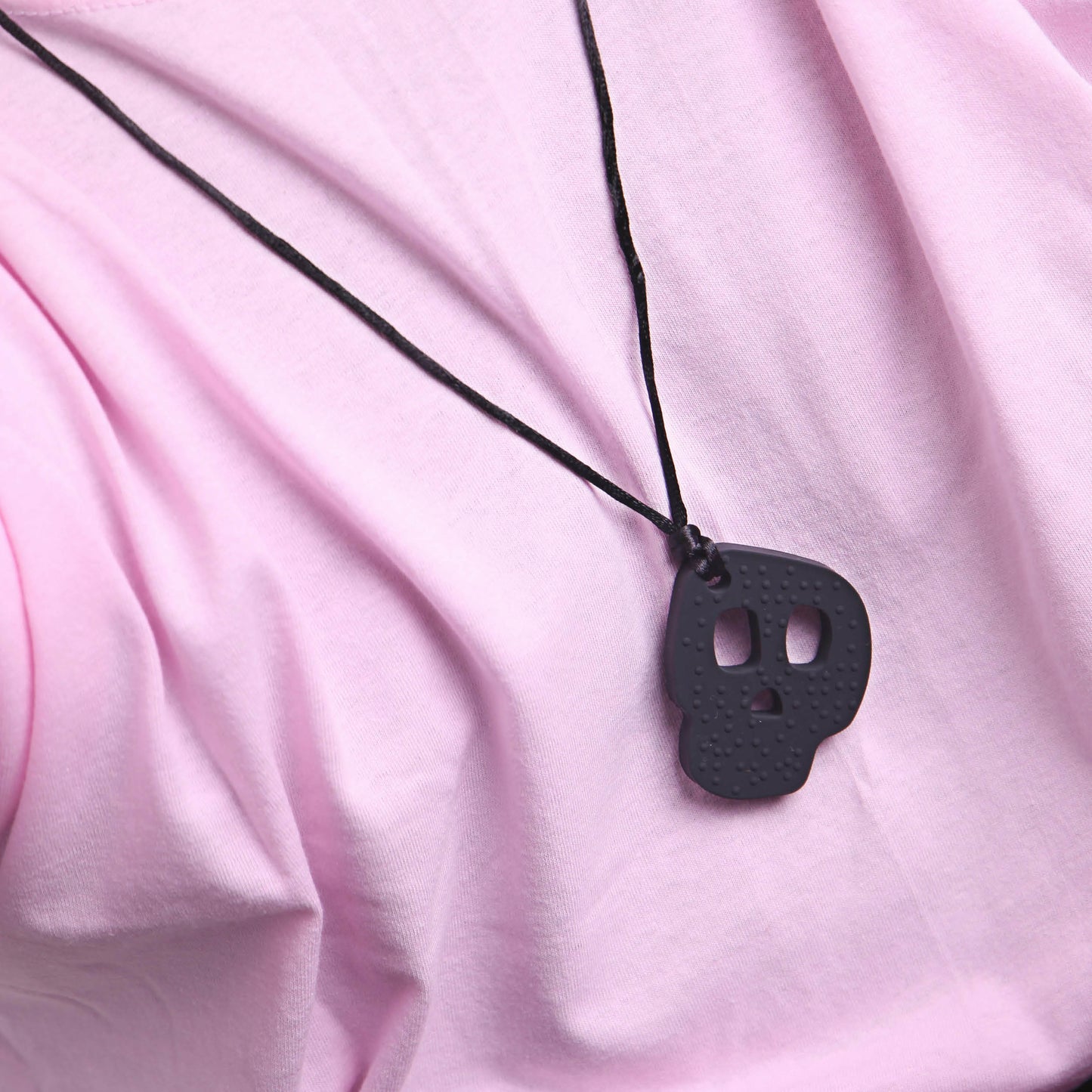 Skull Pendant Sensory Chew image 9