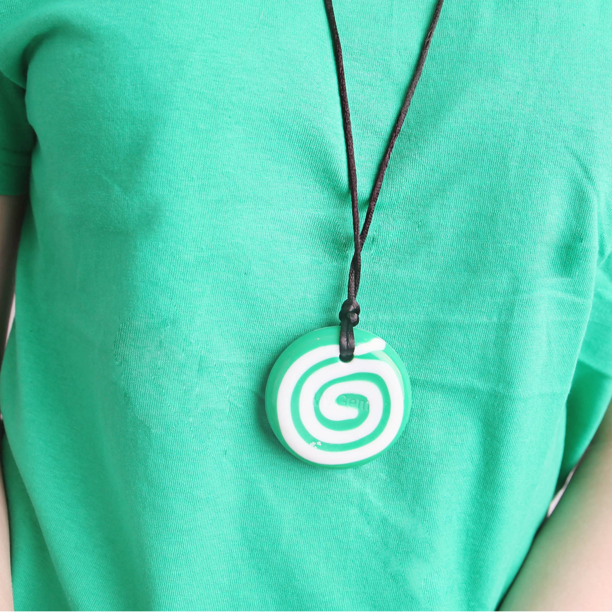 Button Sensory Chew Pendant - Glow image 4